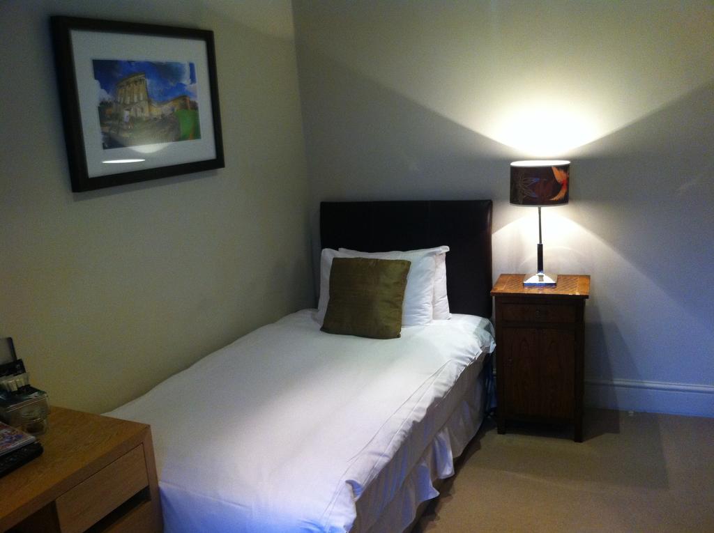 Brooks Guesthouse