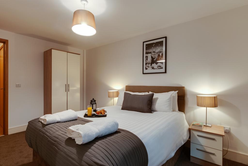 Base Serviced Apartments - Cumberland Apartments