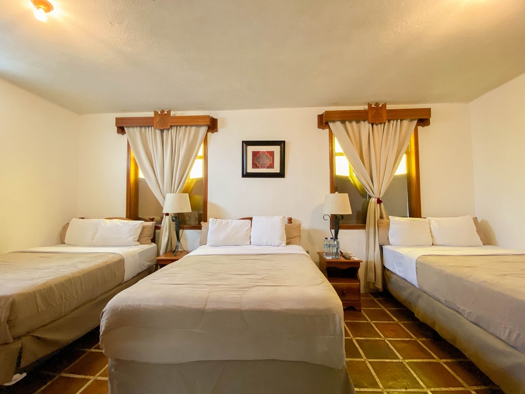 El Carmen Suites