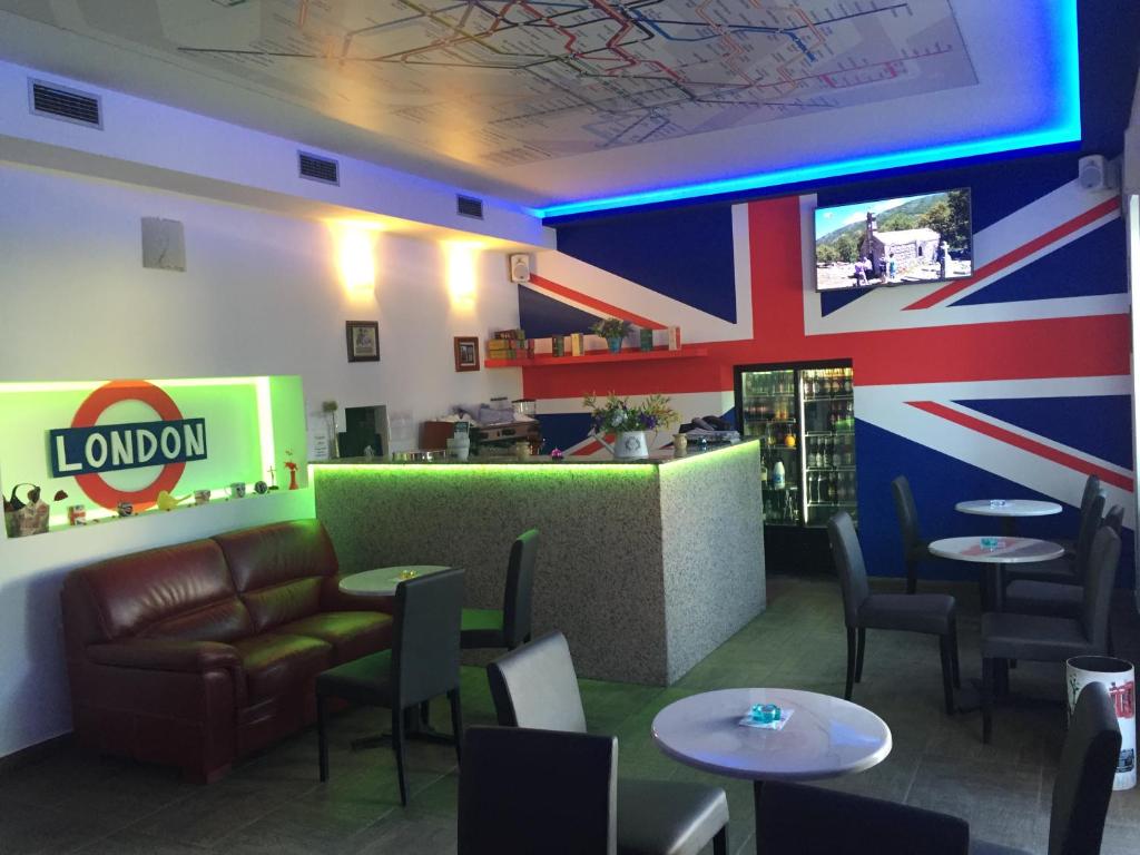 London Rooms Zagreb Airport