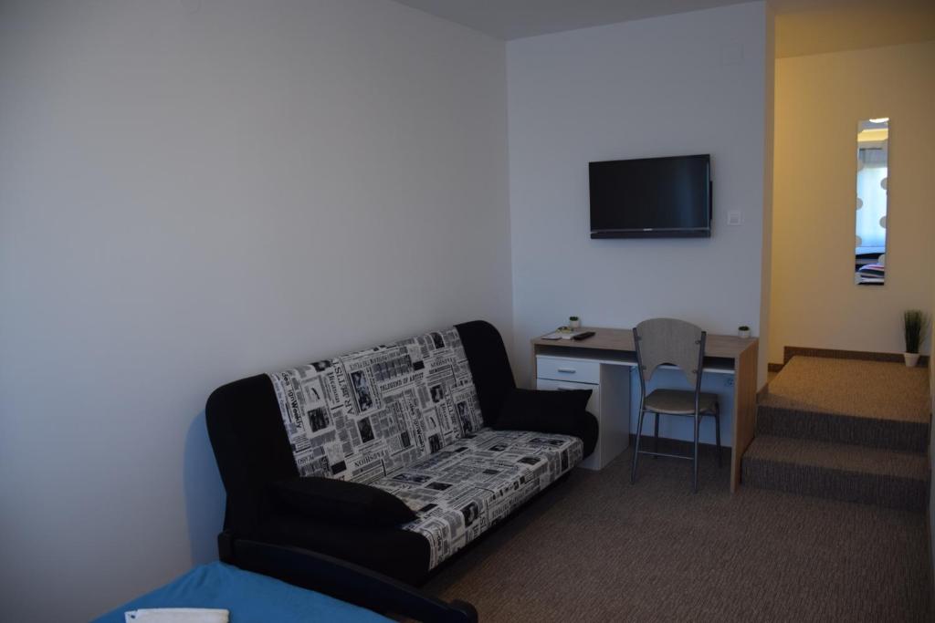 London Rooms Zagreb Airport