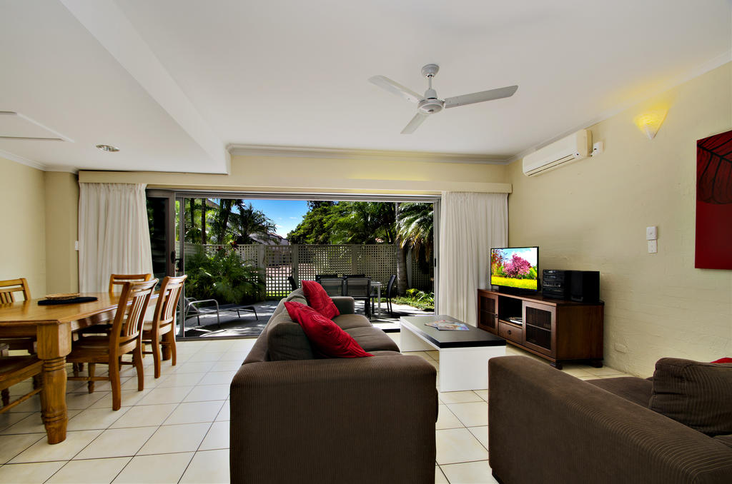 Le Court Villas