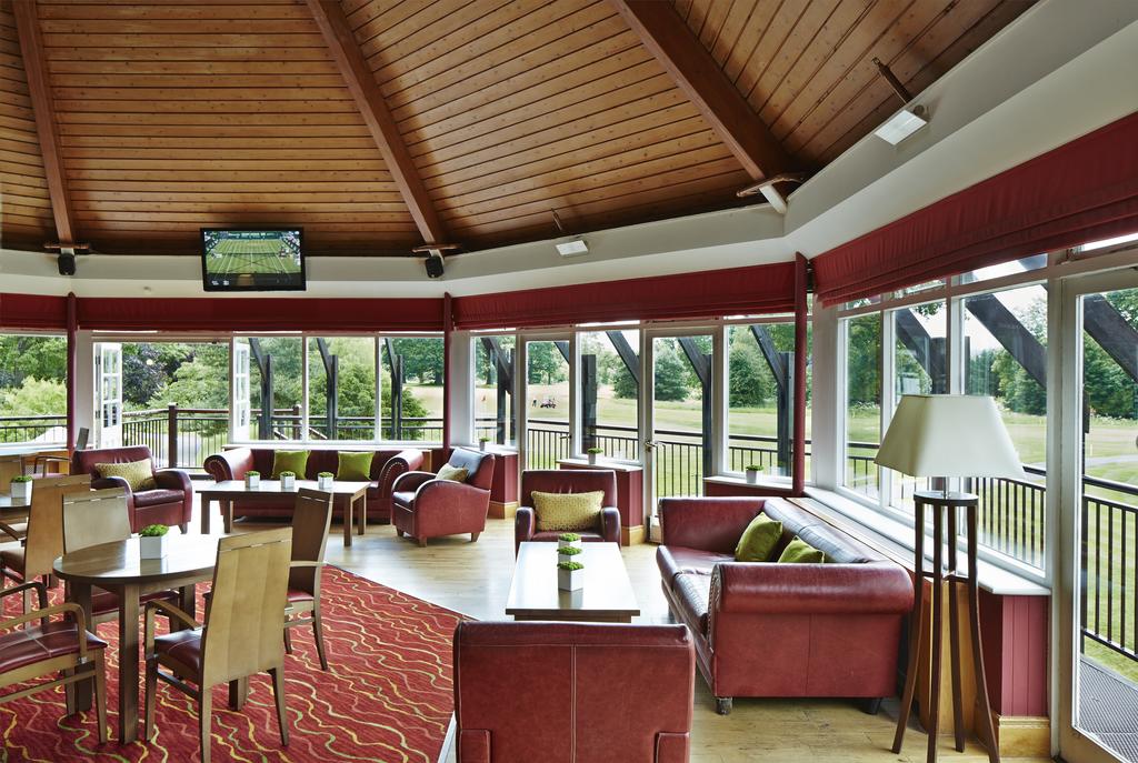 Tudor Park Marriott Hotel & Country Club