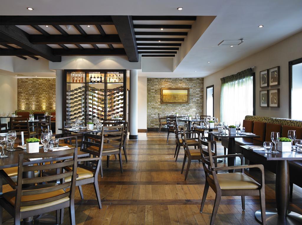 Tudor Park Marriott Hotel & Country Club