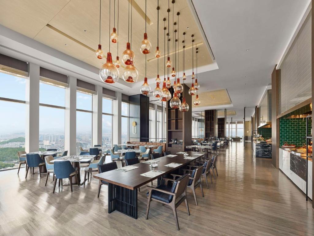 Hilton Zhuji
