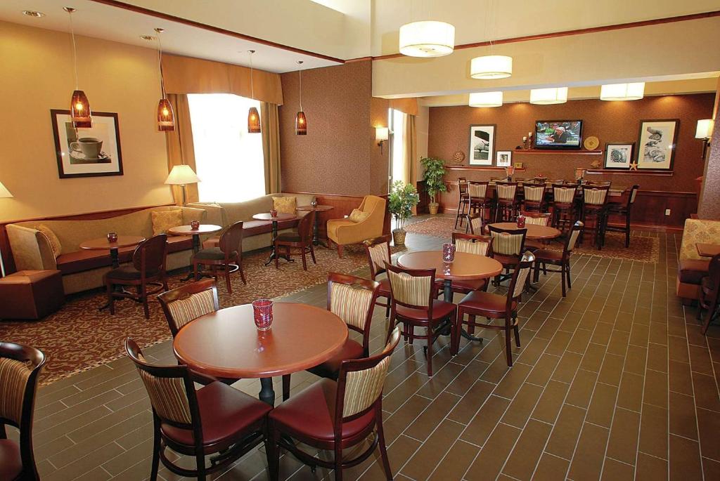 Hampton Inn & Suites Chesapeake-Battlefield Blvd.