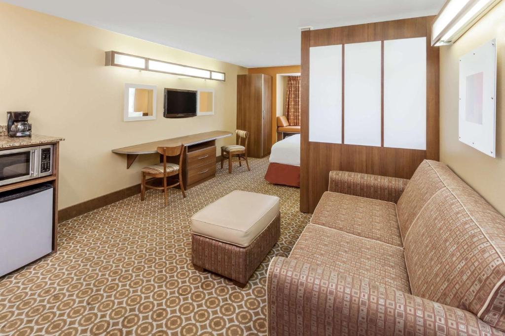 Microtel Inn & Suites by Wyndham South Bend/At Notre Dame
