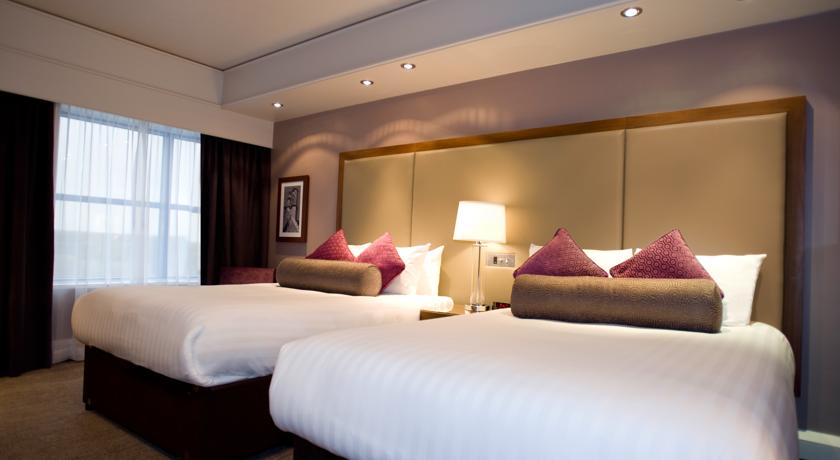 Sandman Signature London Gatwick Hotel