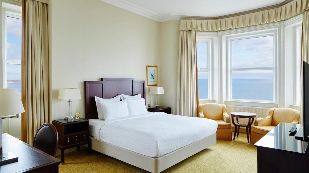 Bournemouth Highcliff Marriott Hotel