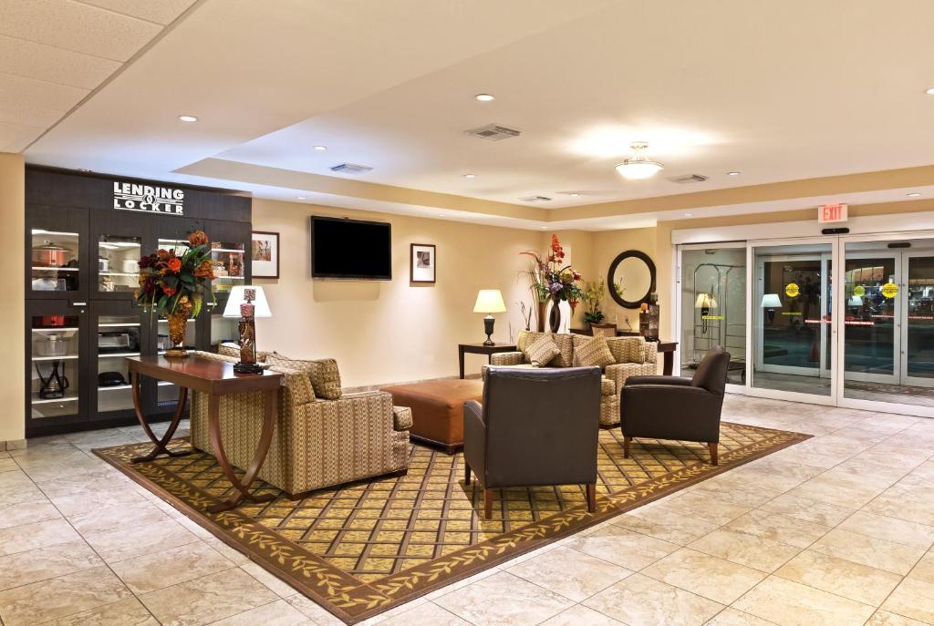 CANDLEWOOD SUITES PEARLAND