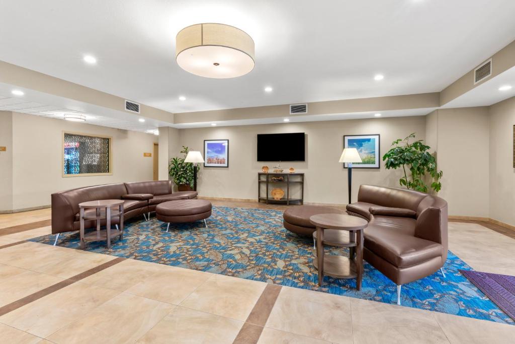 CANDLEWOOD SUITES FAIRBANKS