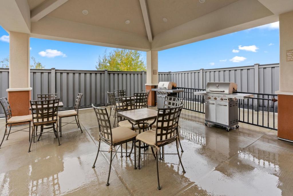 CANDLEWOOD SUITES FAIRBANKS