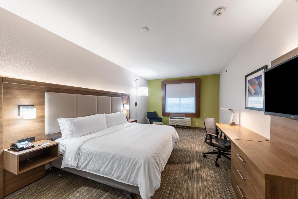 Holiday Inn FORT WORTH - FOSSIL CREEK