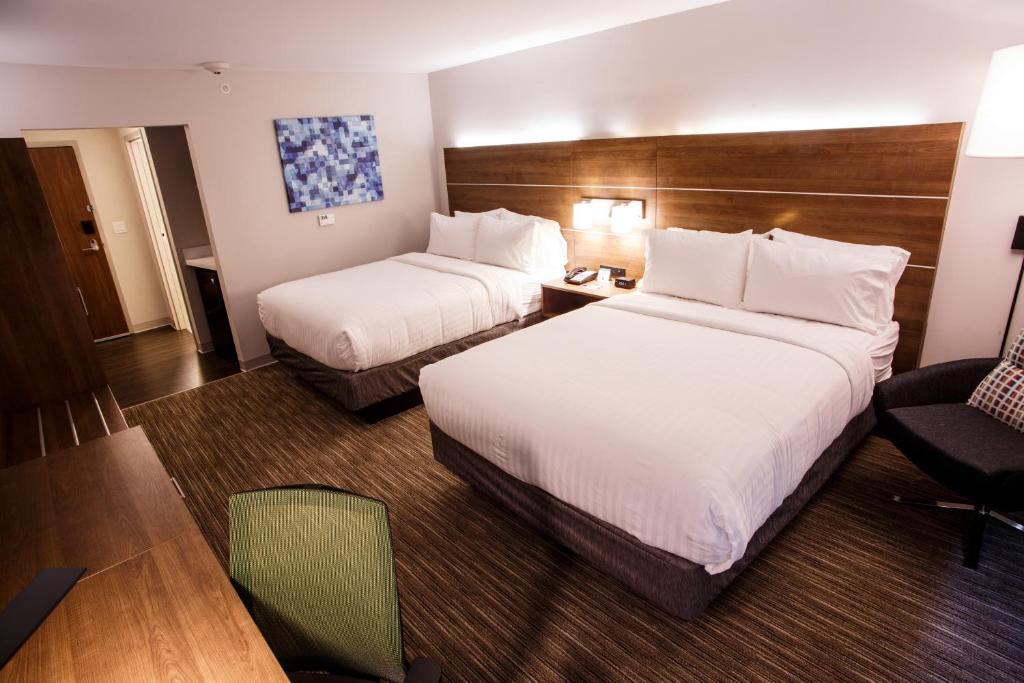 HOLIDAY INN EXPRESS AND SUITES GETTYSBURG