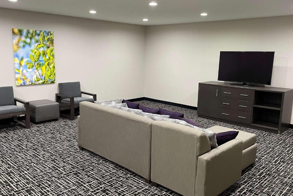 La Quinta Inn & Suites by Wyndham Indianapolis Downtown