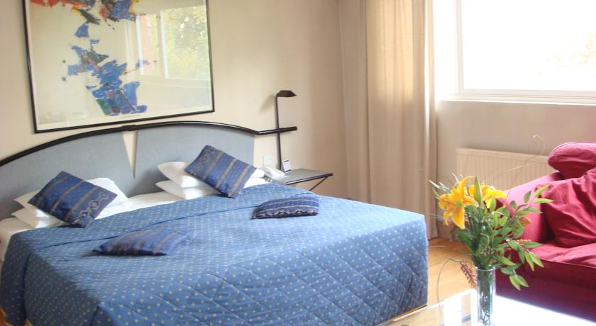 La Reserve Hotel