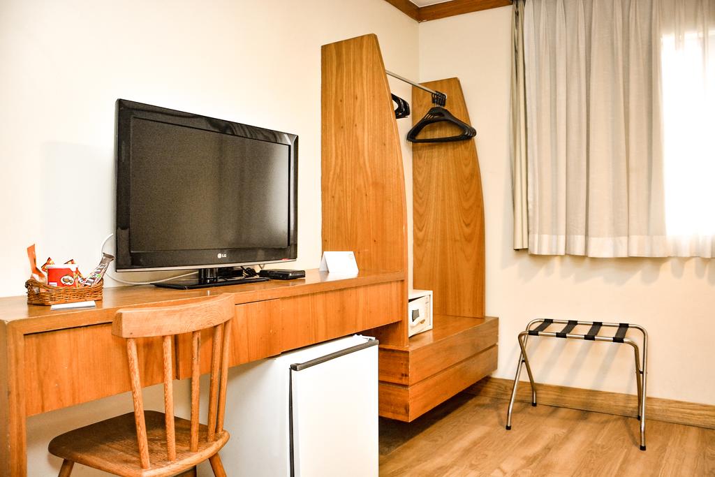 CARMEL EXPRESS HOTEL (ANTIGO ÁGUA MARINHA)