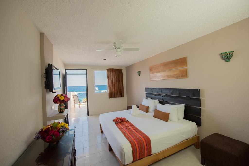 Hacienda Morelos Beach Front Hotel