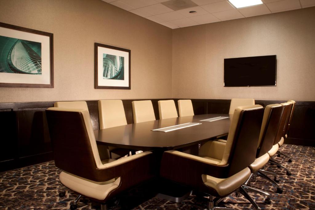 Embassy Suites Houston-Near The Galleria