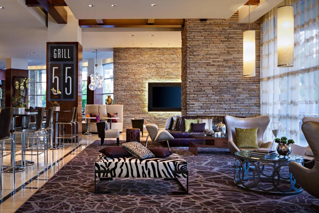Renaissance Las Vegas Hotel
