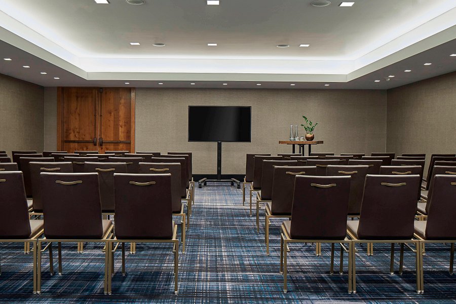 Renaissance Nashville Hotel