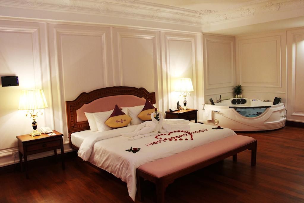 Regency Angkor Hotel