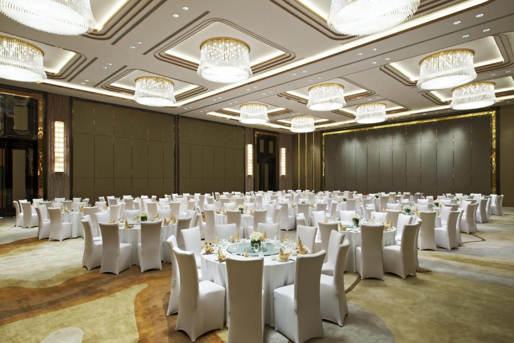 Four Points by Sheraton Langfang, Guan