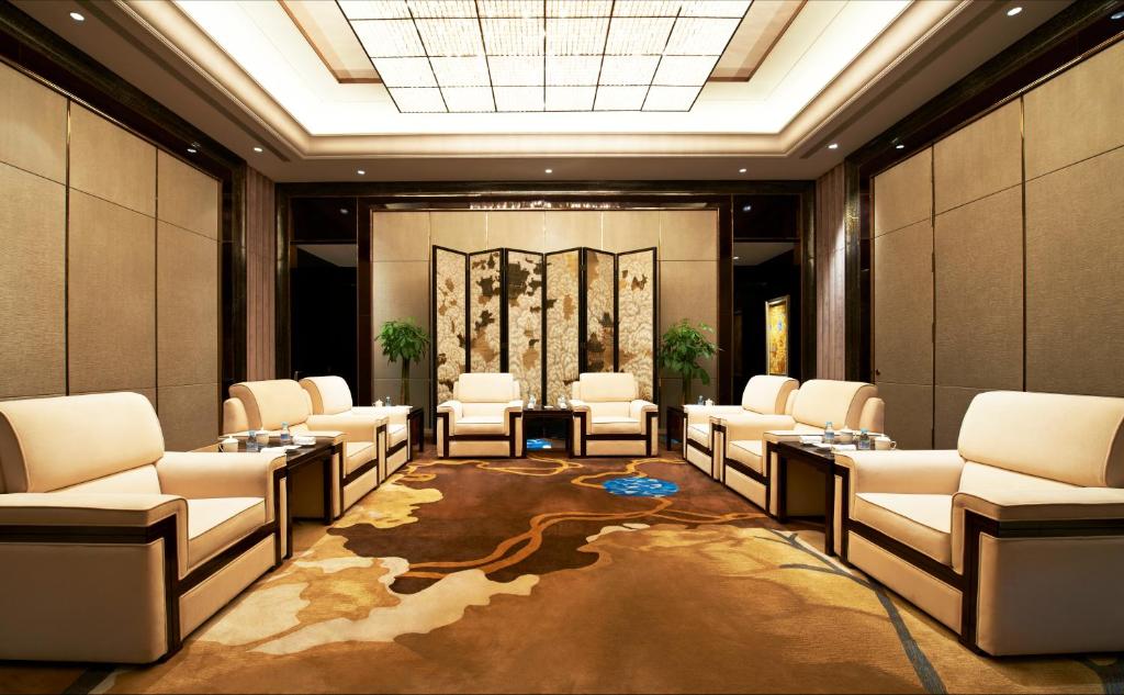 Four Points by Sheraton Langfang, Guan