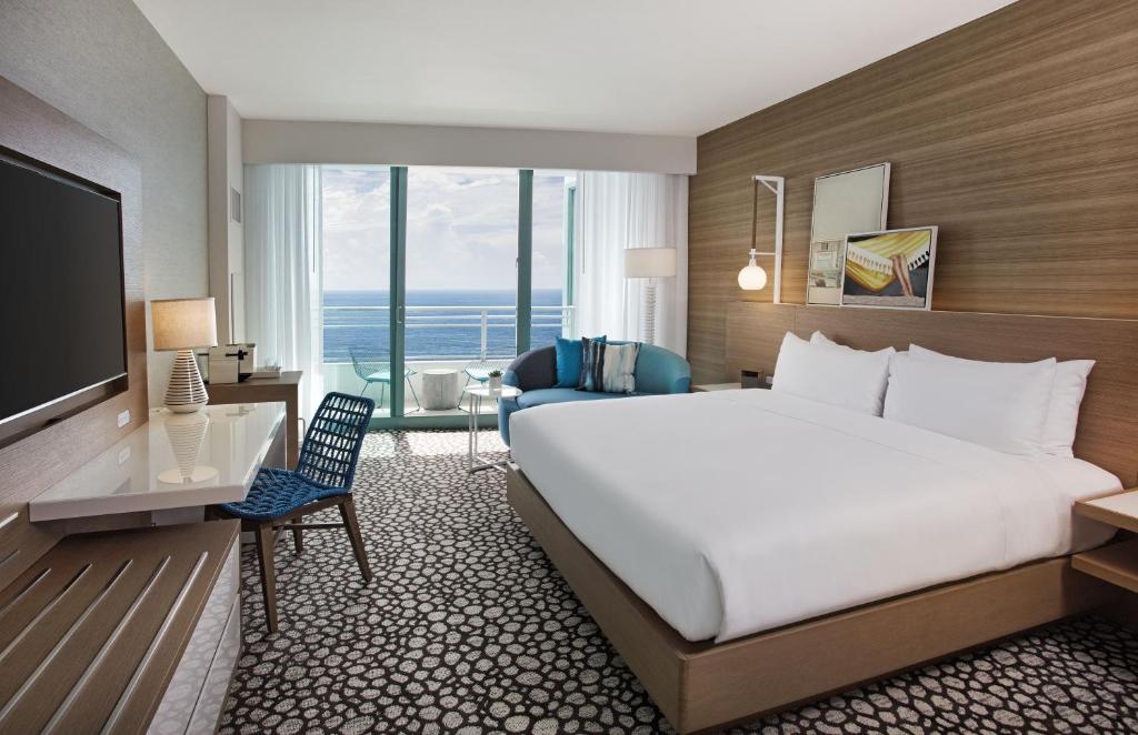 Diplomat Beach Resort Hollywood, Curio Collection by Hilton