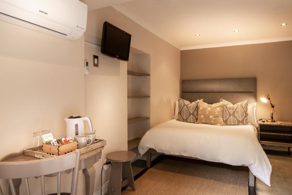 Antrim Villa - Guest House