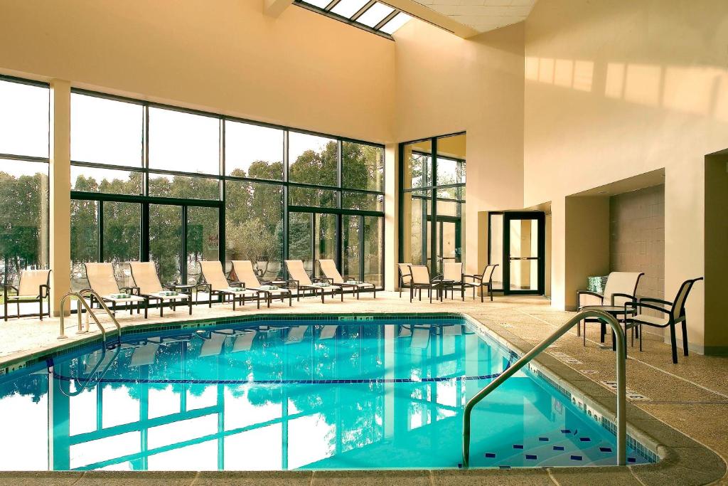 Sheraton Edison Hotel Raritan Center