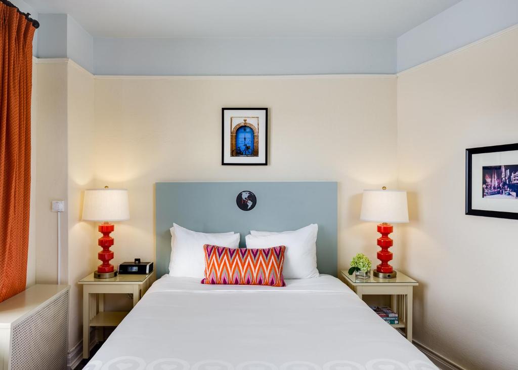 Hotel Carlton, a Joie de Vivre Boutique Hotel