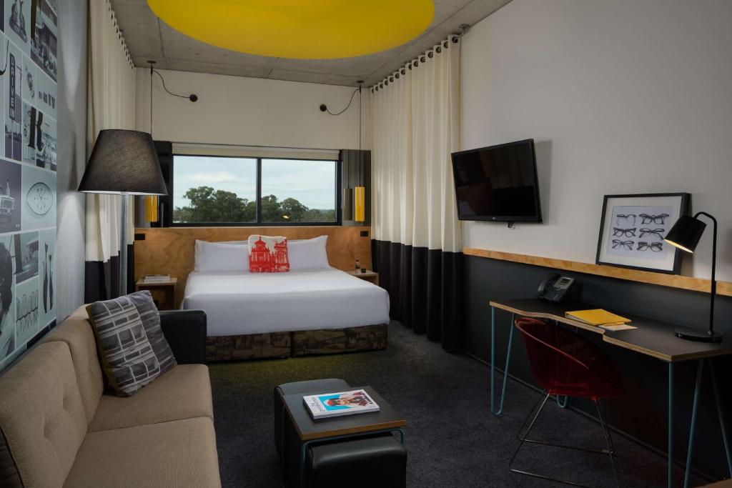 Atura Blacktown