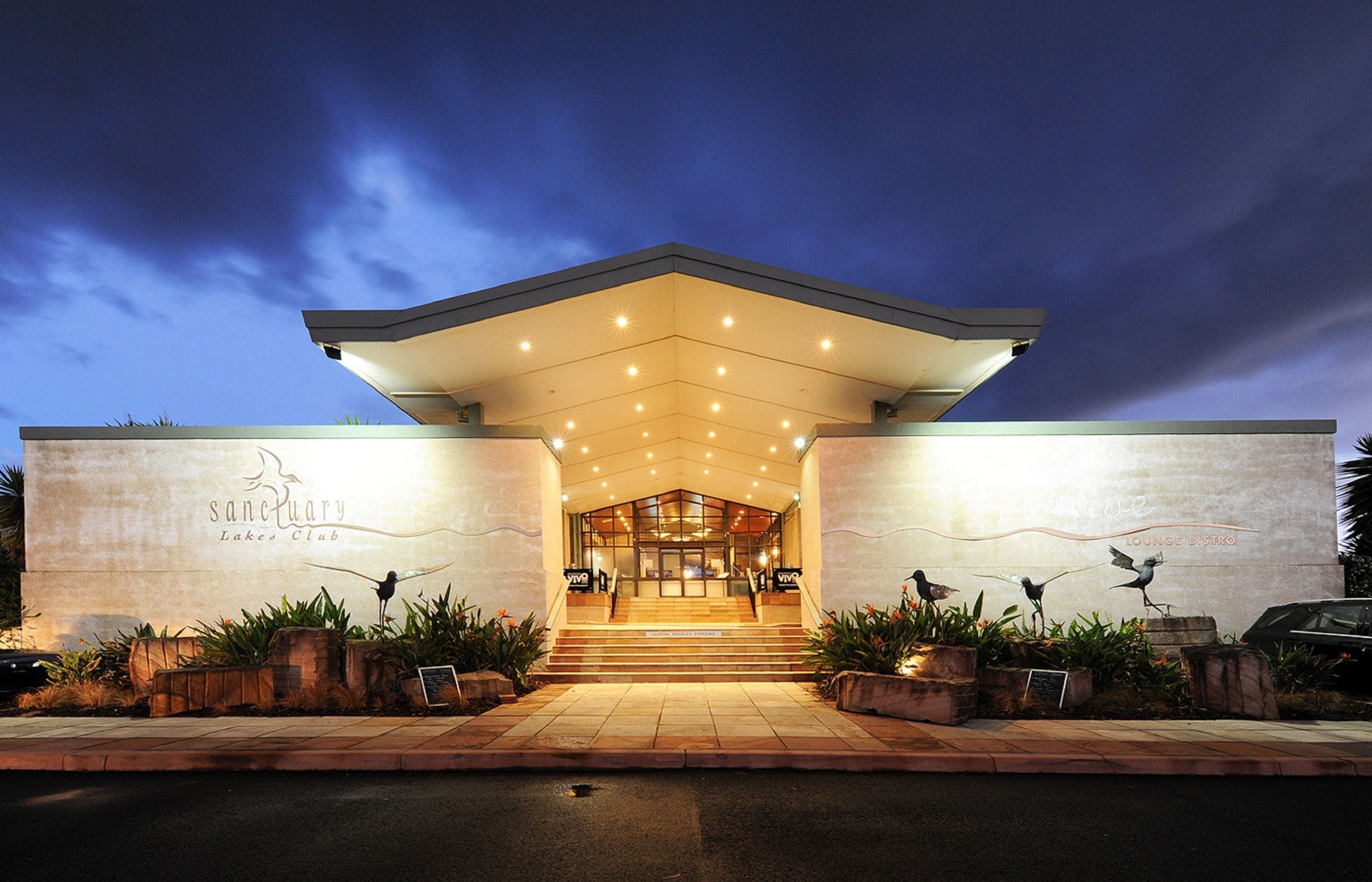 Quest Sanctuary Lakes Apartments