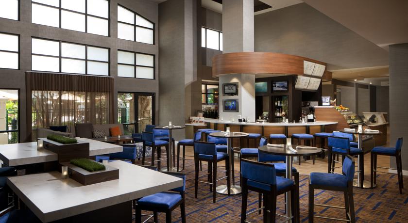 Courtyard Orlando Lake Buena Vista in the Marriott Village