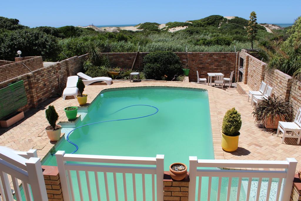 Bluewater Beachfront Guest House