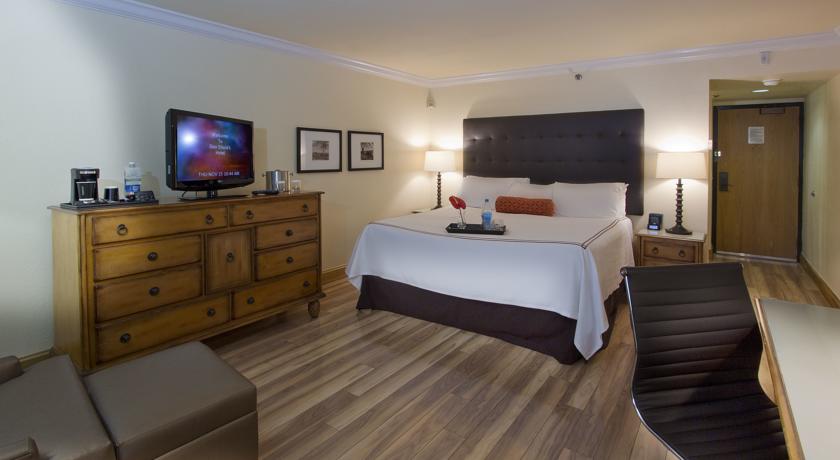 Shula's Hotel & Golf Club