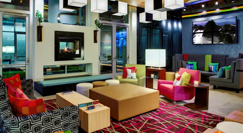 Aloft Dulles Airport North
