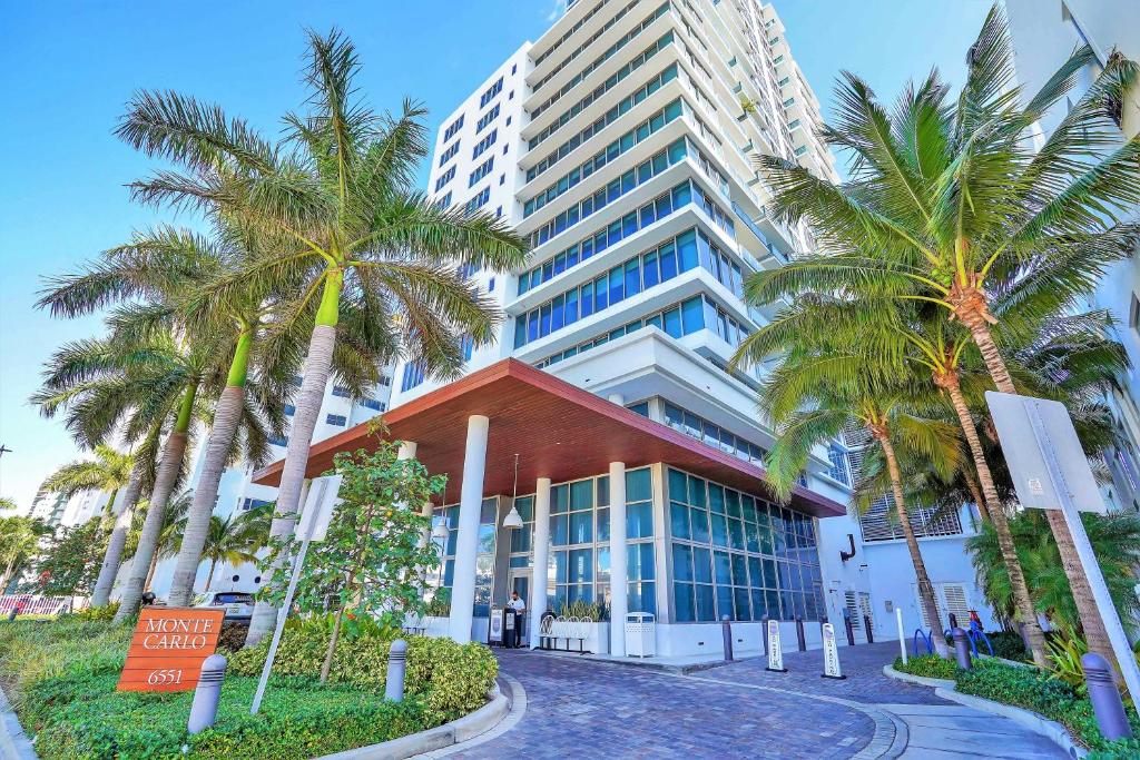 Dharma Home Suites Miami at Monte Carlo