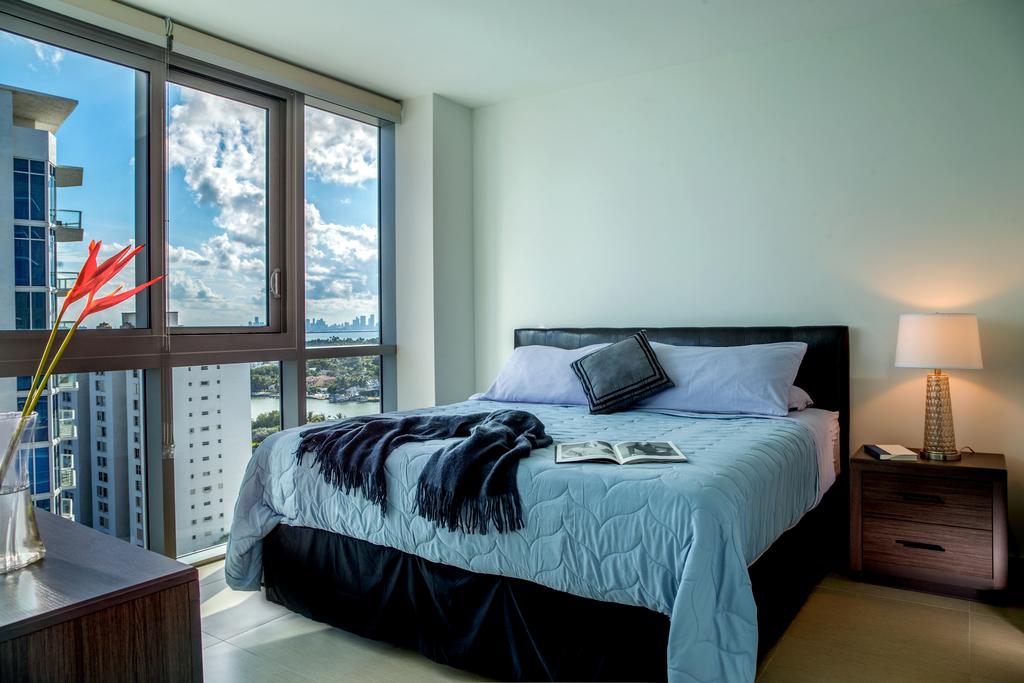 Mare Azur Miami Luxury Apartments by Montecarlo