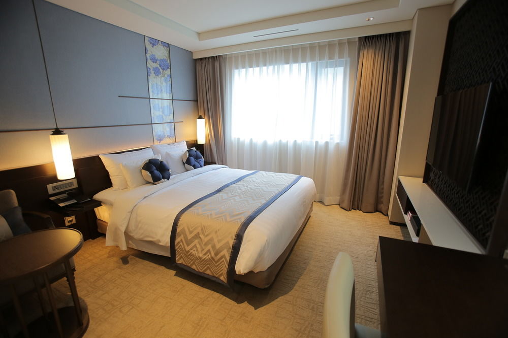 Royal Seoul