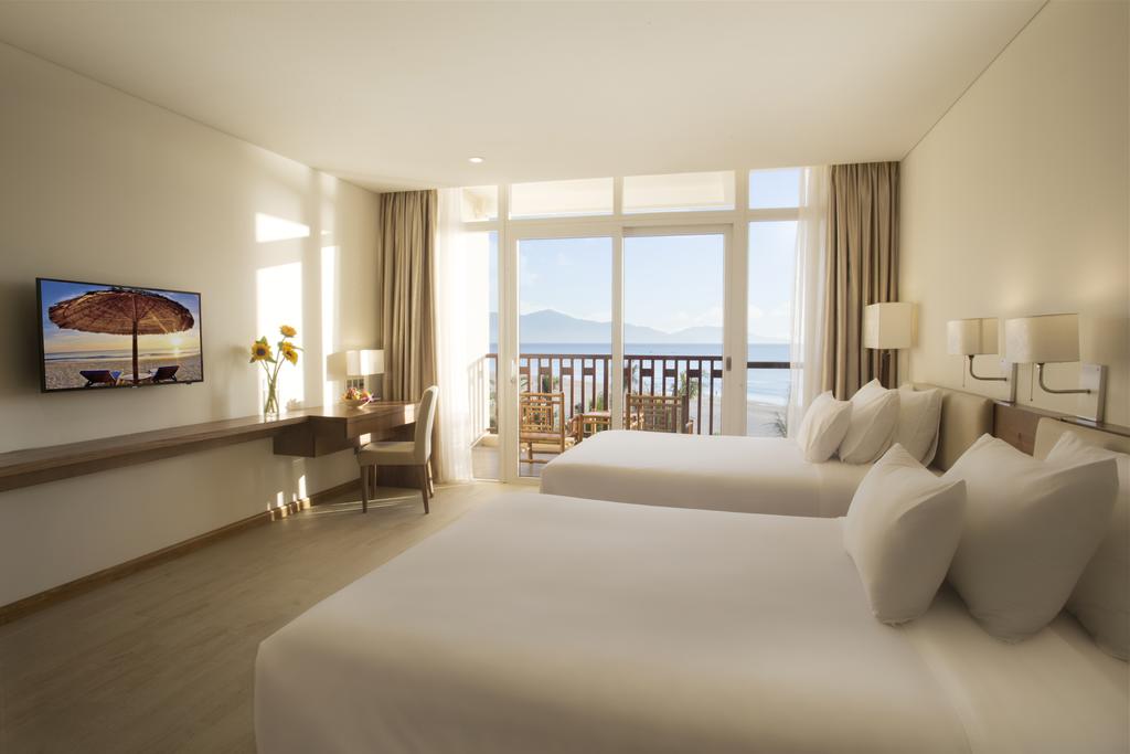 Centara Sandy Beach Resort Danang