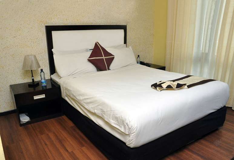 Edna Addis Hotel