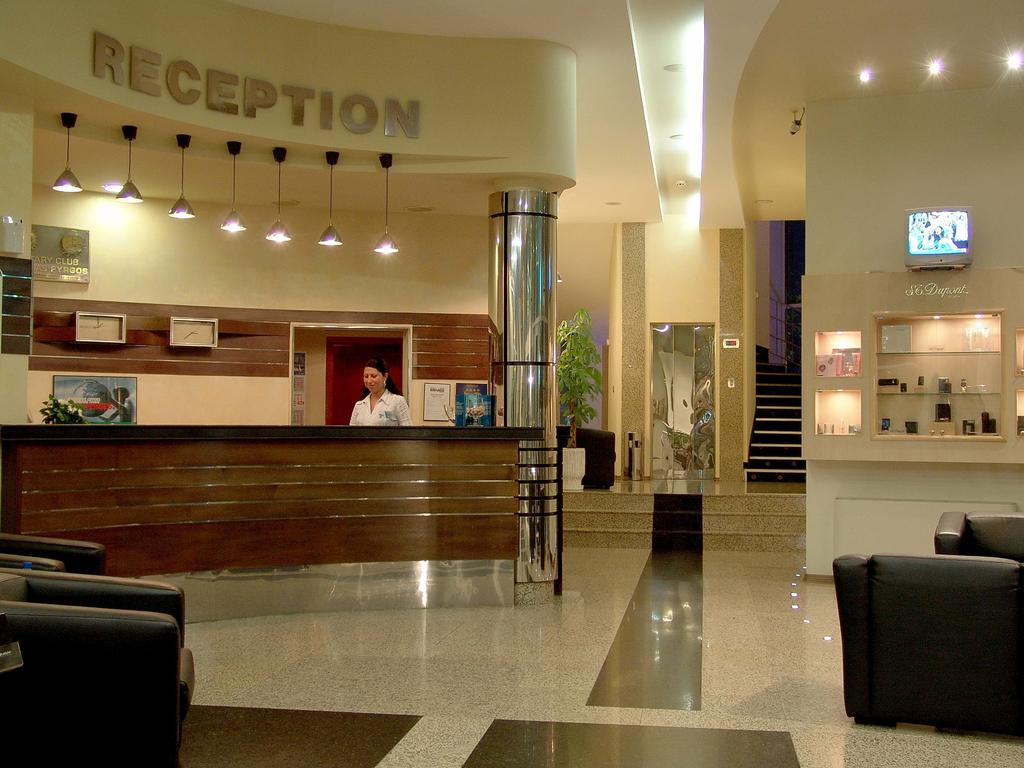 Hotel Mirage