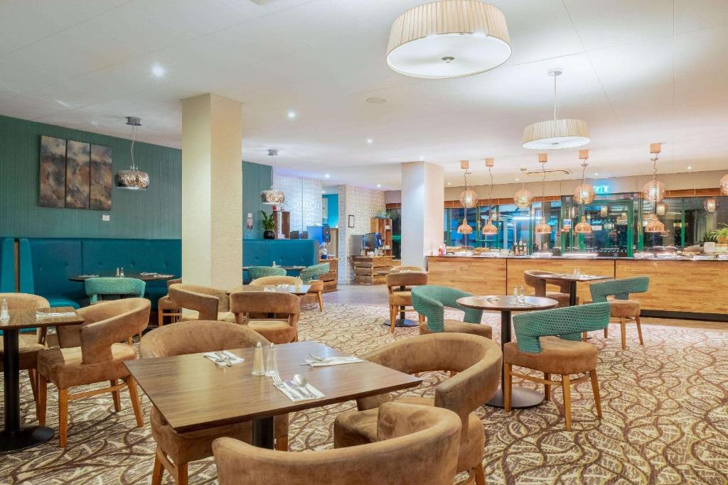 Clarion Cedar Court Wakefield Hotel