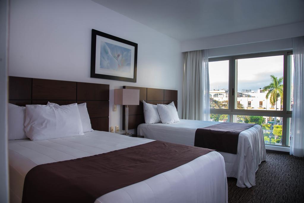 Hotel Fray Junipero Serra