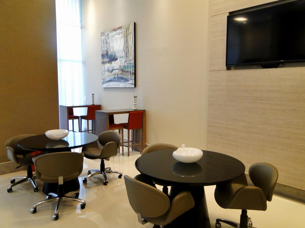 Bristol Easy Hotel - Reta Da Penha