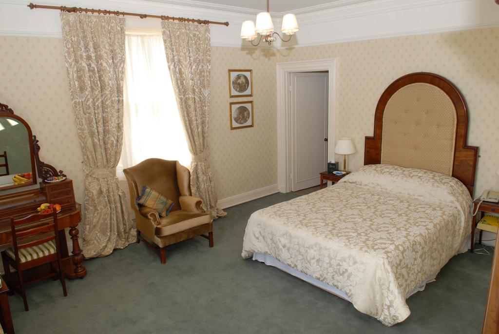 Londonderry Arms Hotel