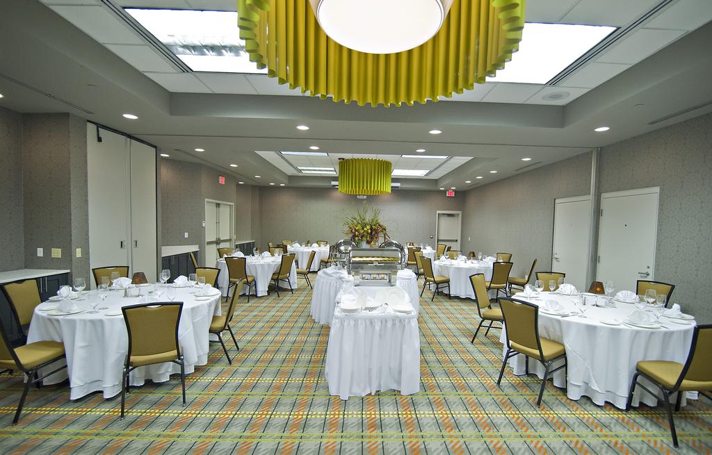 DoubleTree Suites by Hilton Hotel Huntsville South