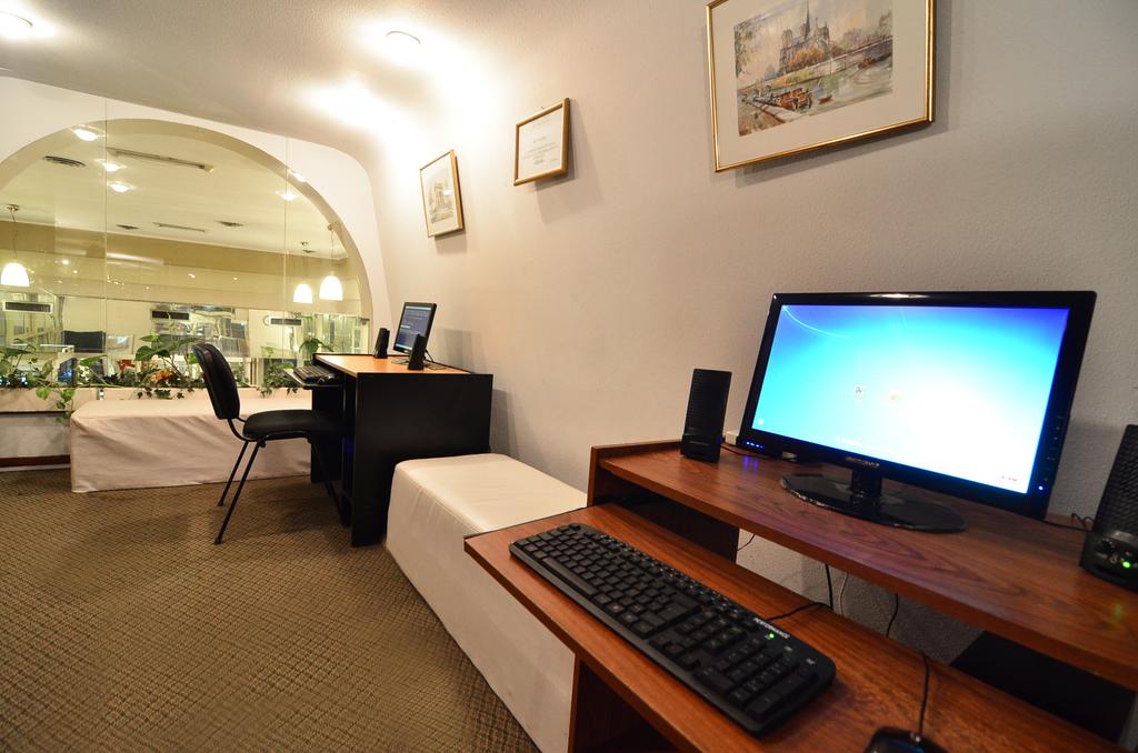 Conquistador Hotel